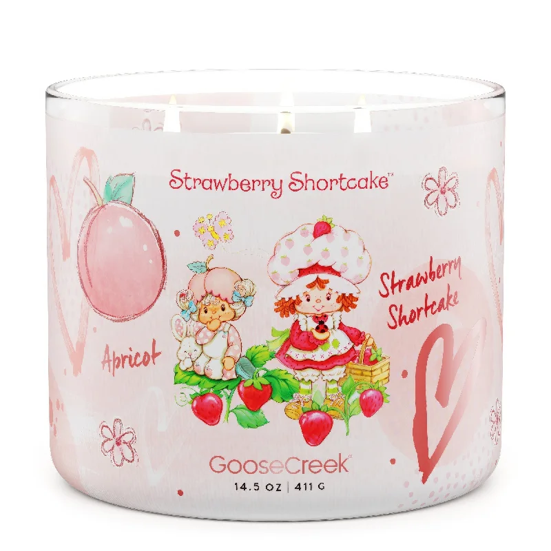 Christmas gift candles with evergreen scent-Apricot Strawberry Shortcake 3-Wick Candle