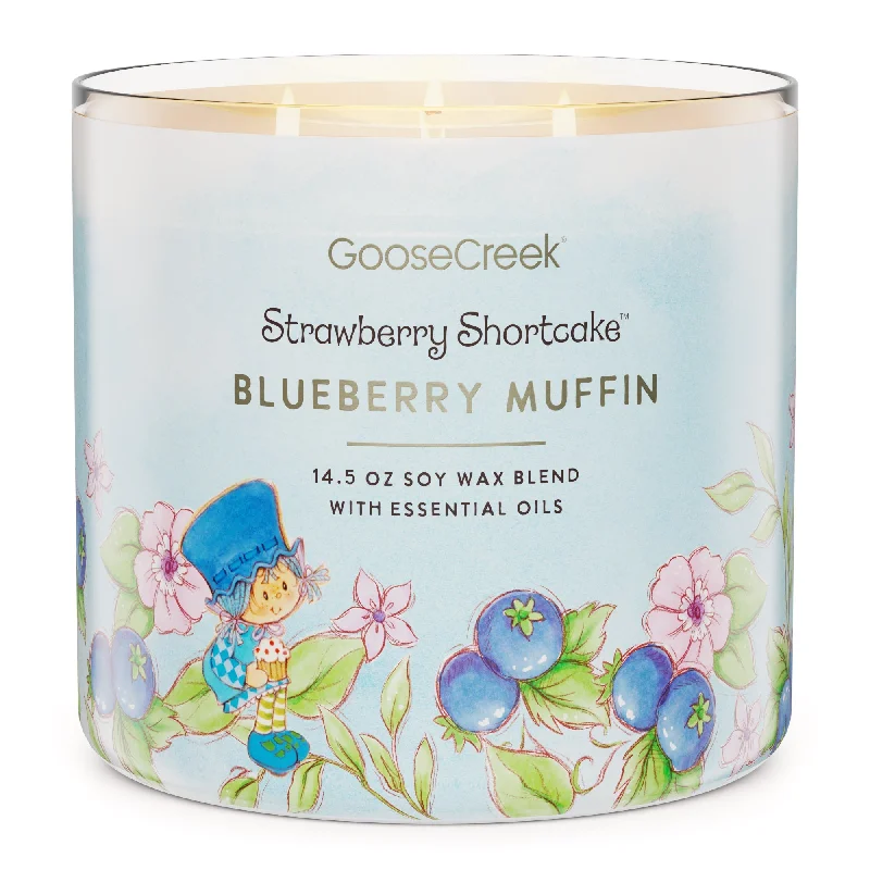 Unique scented Christmas gift candles for home fragrance-Blueberry Muffin 3-Wick Strawberry Shortcake Candle