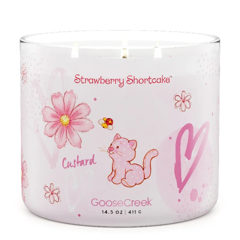 Christmas gift candles for a cozy winter evening-Custard 3-Wick Strawberry Shortcake Candle